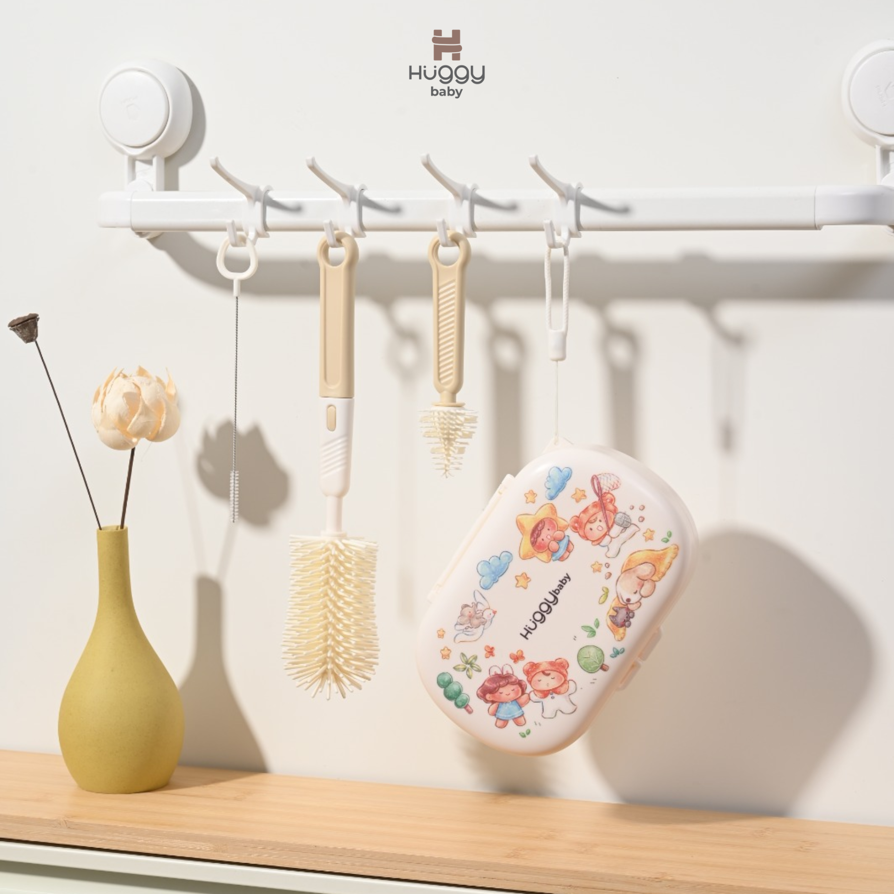 Huggy Baby BR007 Travel Bottle Brush Set with Drying Rack | Sikat Botol Bayi Anak Portable - Image 3