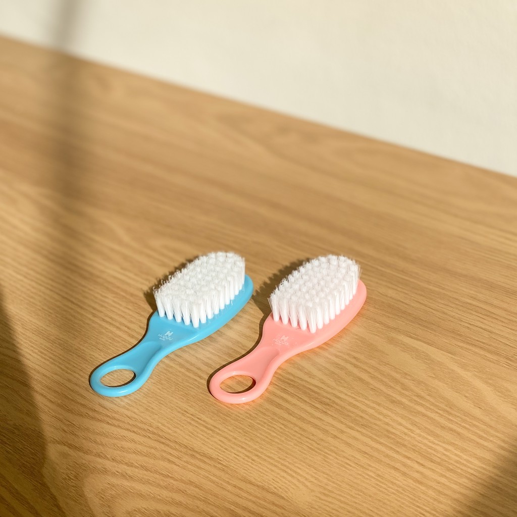 Huggy Baby BC001 Sisir Bayi Comb and Brush Set - Image 2